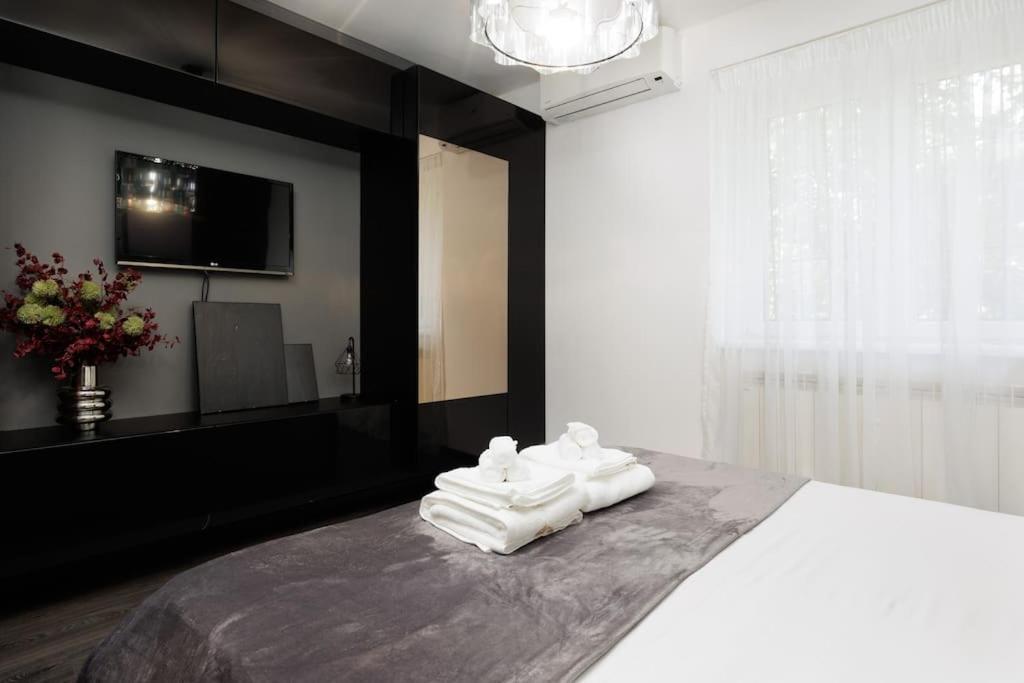 Appartement Little Paris Boutique à Bucarest Extérieur photo